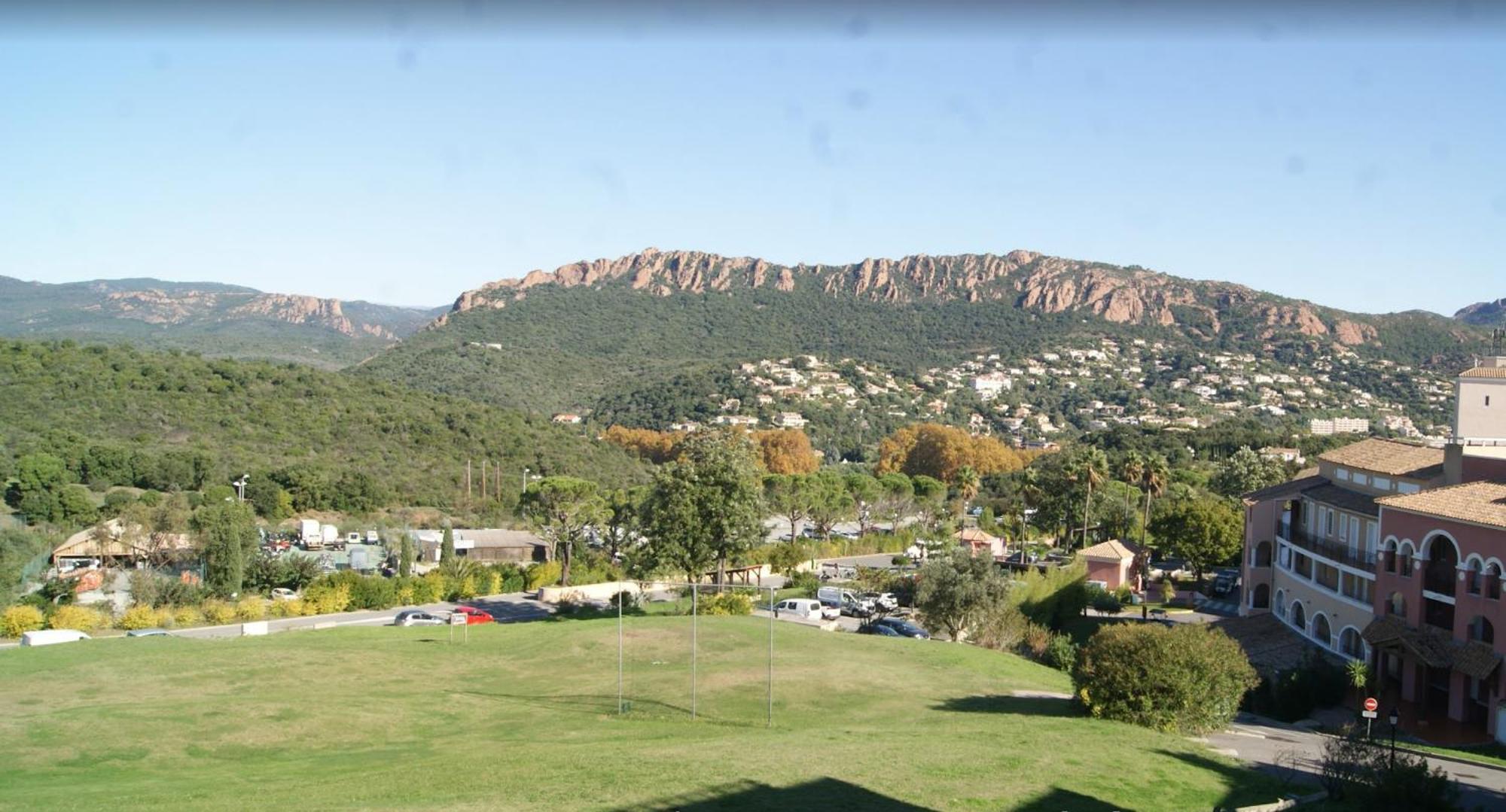Appartement Cap Esterel 4/5 Personnes Saint-Raphaël Extérieur photo