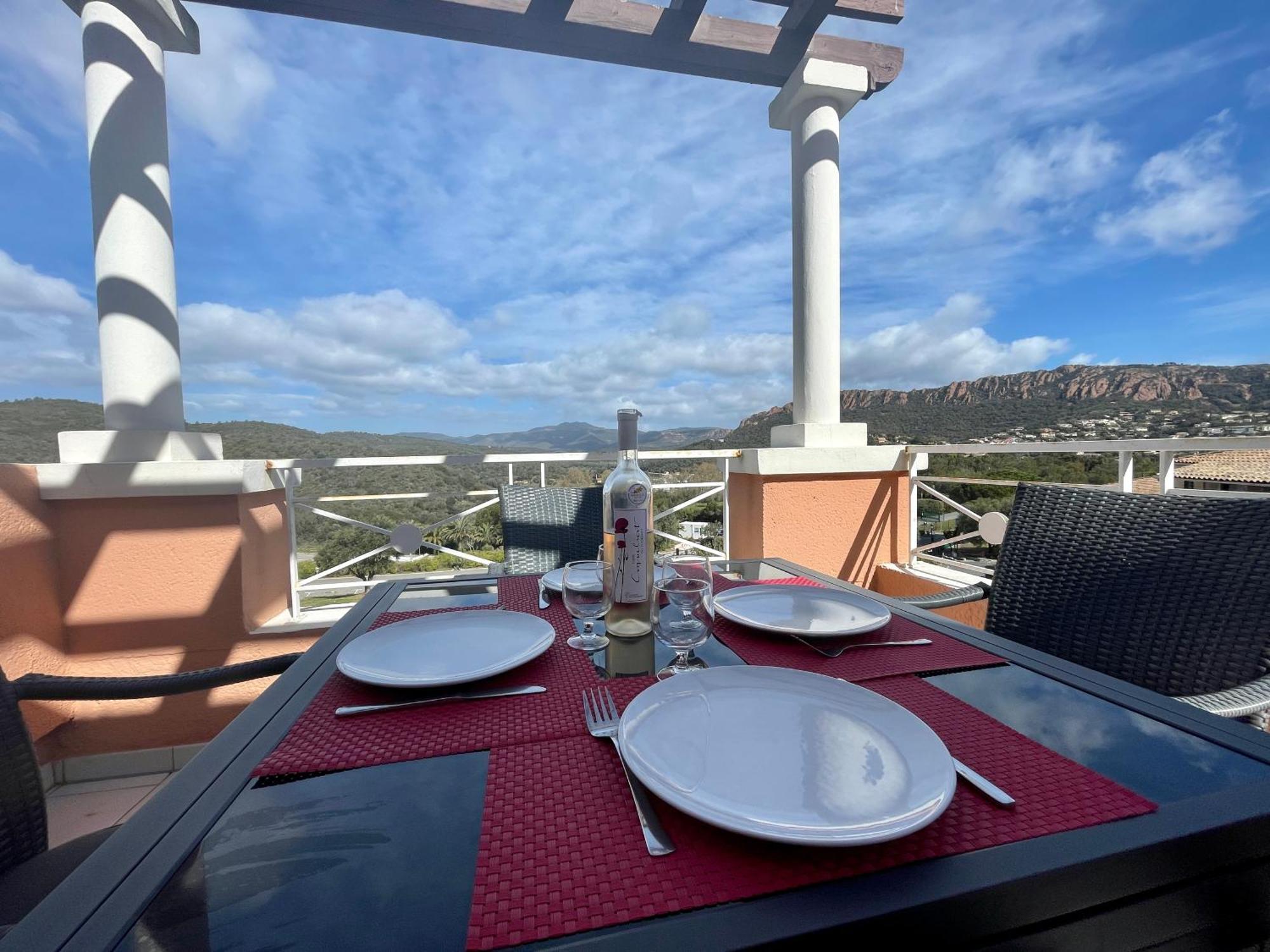 Appartement Cap Esterel 4/5 Personnes Saint-Raphaël Extérieur photo