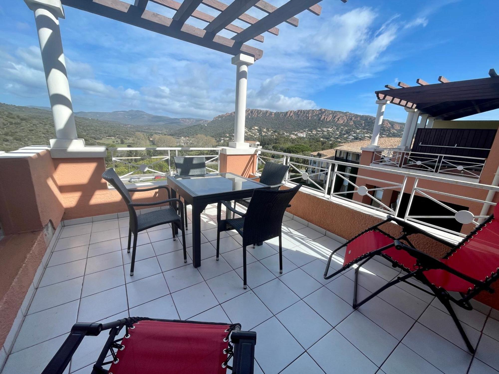 Appartement Cap Esterel 4/5 Personnes Saint-Raphaël Extérieur photo